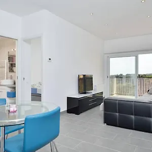 Cosy Well Situed With Sea View Vilanova i la Geltru